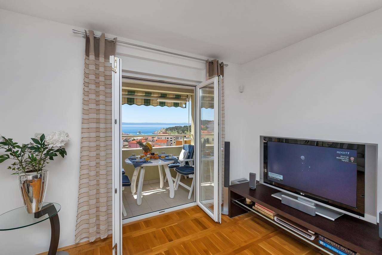 Apartment Manhattan Макарська Екстер'єр фото